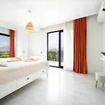 Villa Casa Oliva 3 With Sauna Jakuzzi Pool & Bbq Fethiye