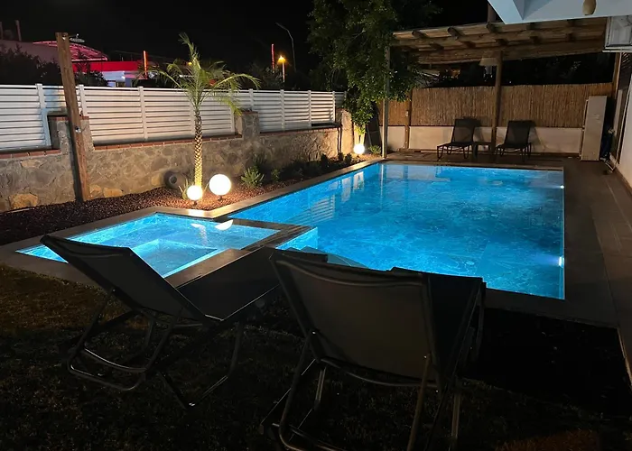 Casa Oliva 3 With Sauna Jakuzzi Pool & Bbq Вилла Фетхие